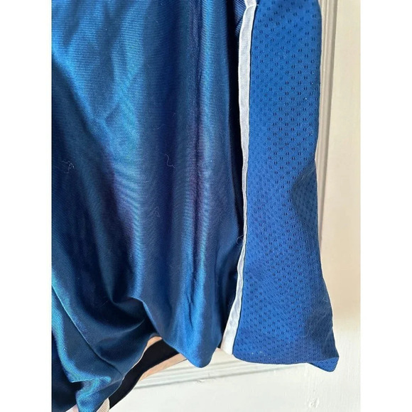 Men’s size Large blue basketball shorts - Picture 9 of 12